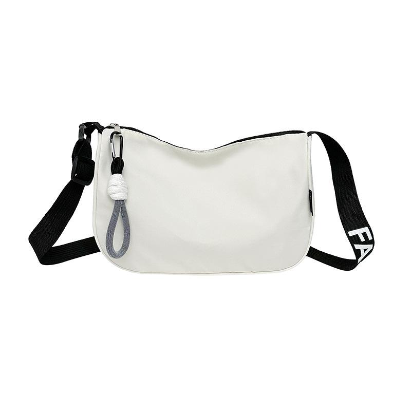 Niche design, large-capacity nylon bag, casual and versatile, single-shoulder crossbody bag, wide shoulder strap, high-quality commuting pillow bag Item Picture