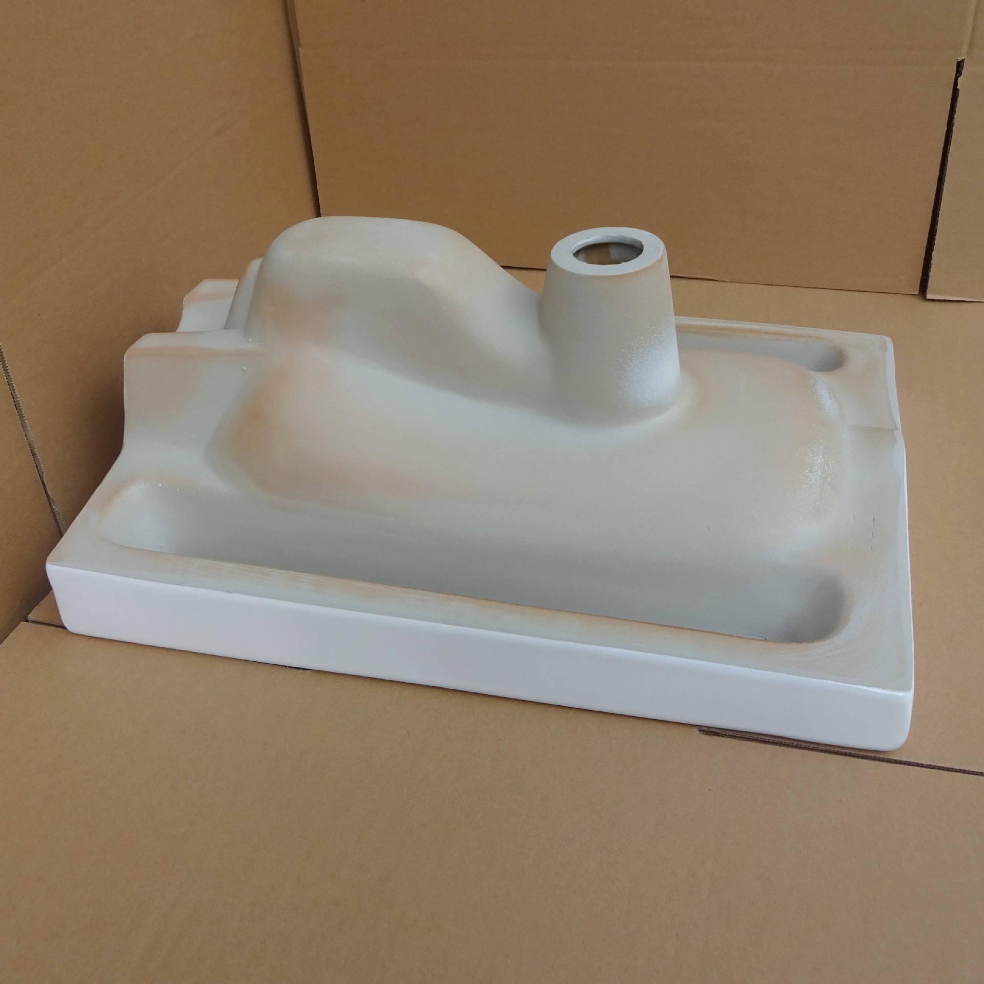 Ceramic S-bend squat toilet manufacturer, rural toilet renovation squat pit project payment, anti-odor squat toilet, squat toilet toilet, wholesale Application Scenario