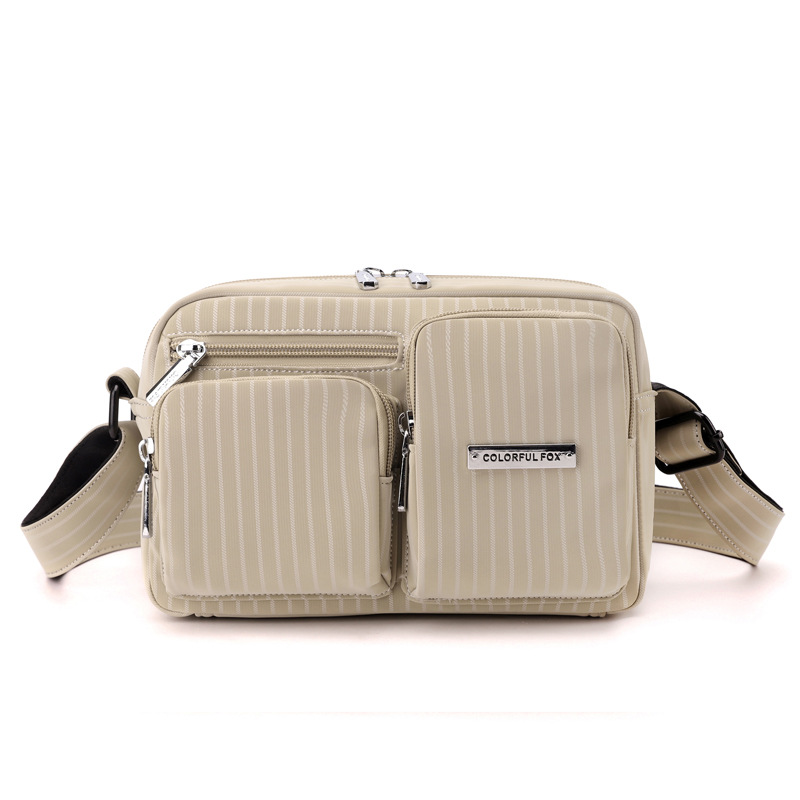 Colorful Fox's original new water-resistant camera bag, crossbody bag, ins striped single-shoulder bag for both men and women Application Scenario