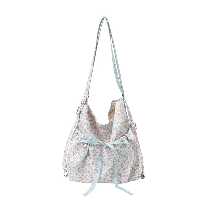 A new 2025 Korean-style, laid-back and cute nylon bag with a large capacity, single-shoulder crossbody bag Item Picture