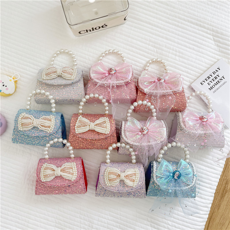 2023 New Chanel-style children's bag, princess-style beaded hand-held coin purse, trendy single-shoulder bag, crossbody chain bag full figure