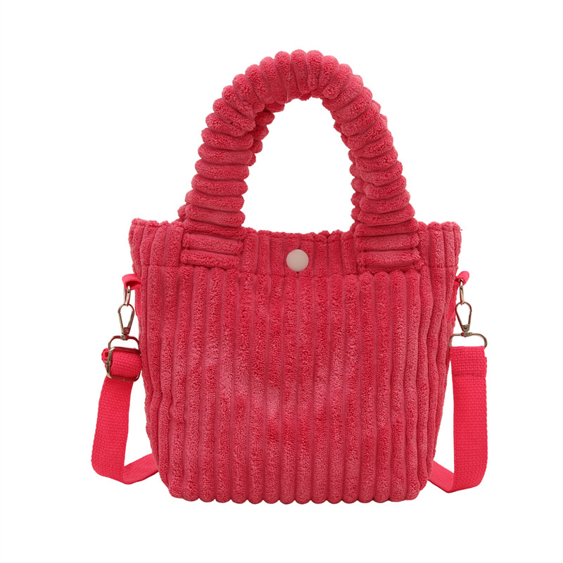 2025 New niche and fresh bucket bag, cute, fashionable and casual crossbody bag, versatile solid color handbag wholesale Item Picture