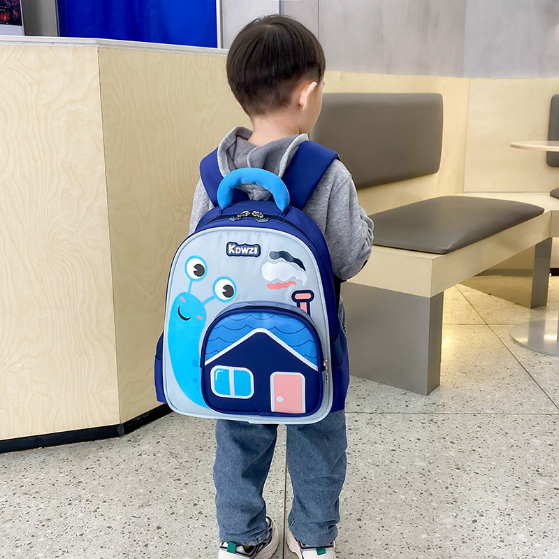 New cute cartoon kindergarten schoolbags for boys and girls aged 3-6, lightweight and lightweight children's schoolbags for export Application Scenario