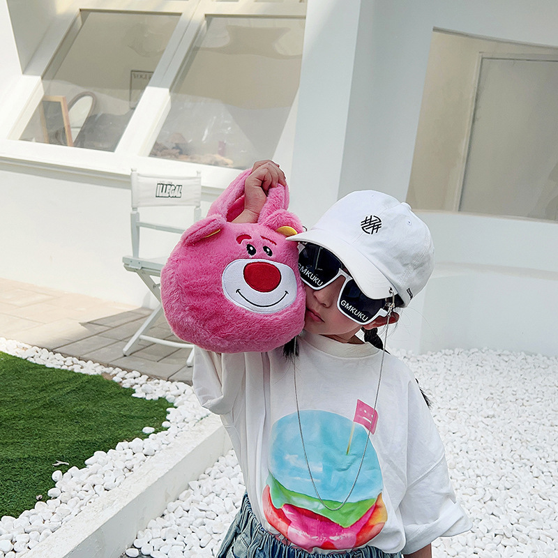 Korean style ins Sweetheart Bag for Girls 2023 New Cute plush strawberry bear portable handbag for students going out details Picture
