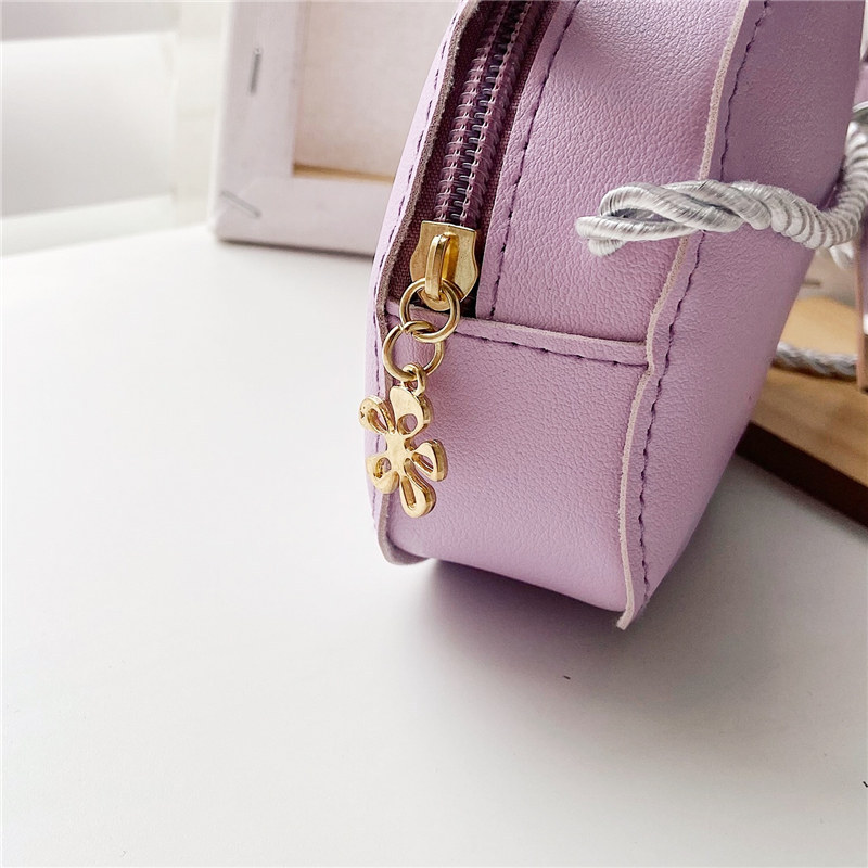 Round bag, children's backpack, trendy boy cartoon, 3-year-old and 2-year-old crossbody bag, cute strawberry, fashionable and casual Application Scenario