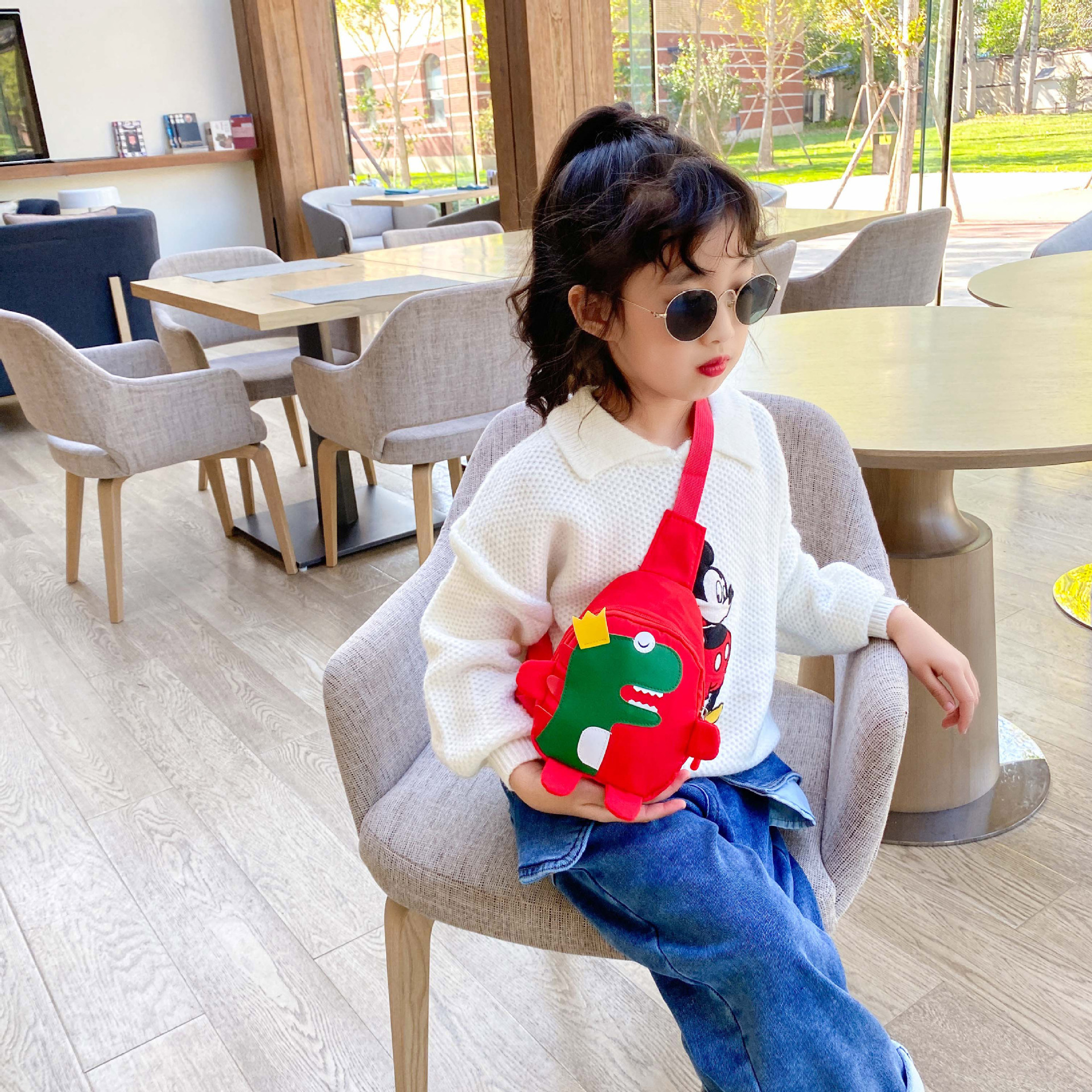 Children's bags, boys' crossbody cool dinosaur chest bag, Korean-style small cross bag, cute baby, outdoor travel backpack trend Specification drawing
