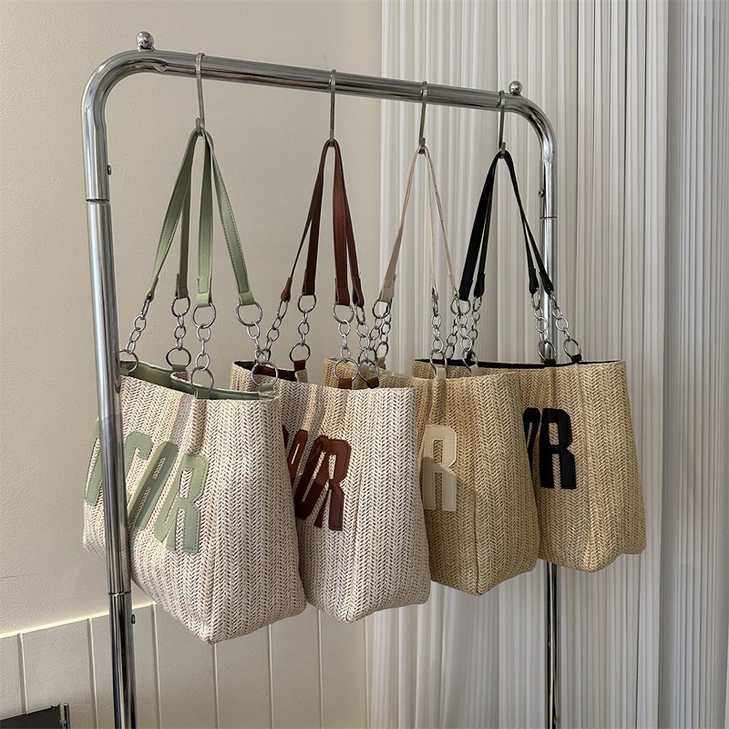 Large capacity fashion tote bag 2025 new style this year's popular woven single-shoulder bag underarm letter handbag wholesale details Picture