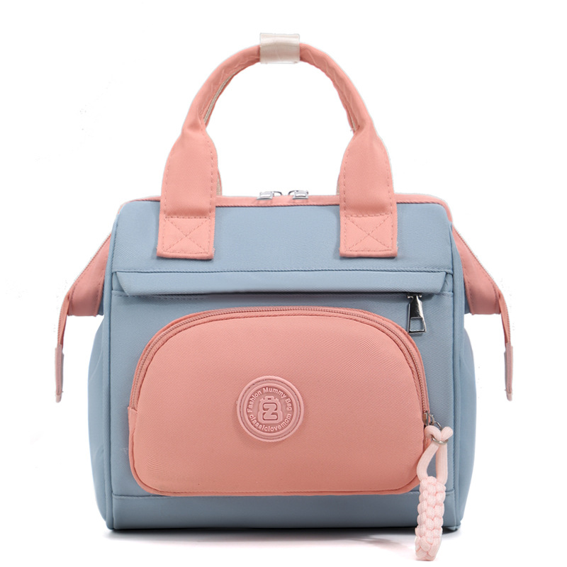 A portable small bag for women, a light backpack for shopping and commuting, fashionable Oxford fabric, a backpack for strolling kids, a mommy bag, a baby bag Application Scenario