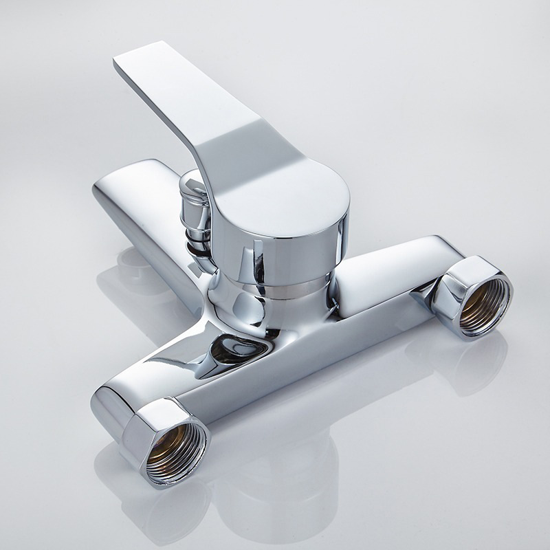 Factory wholesale shower faucets, pure copper bathtubs, mixing valves, hot and cold shower heads, household water outlet hot and cold faucets Application Scenario