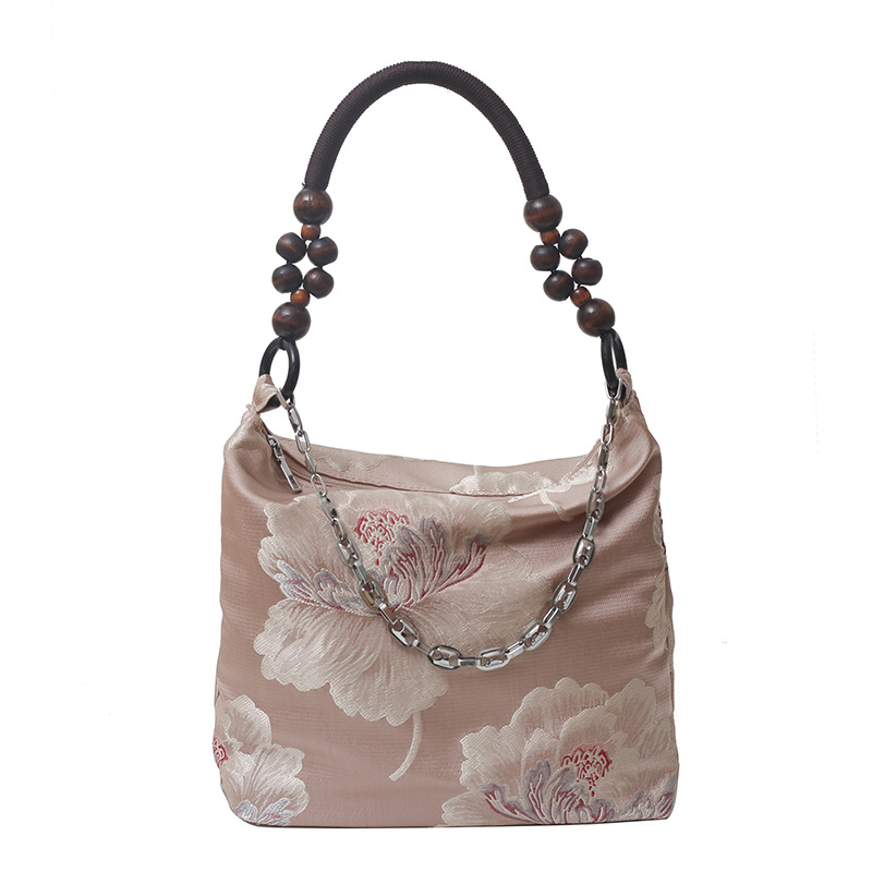 A new large-capacity casual sandalwood beaded handbag with a single shoulder and underarm tote bag in Chinese style 2024 Item Picture