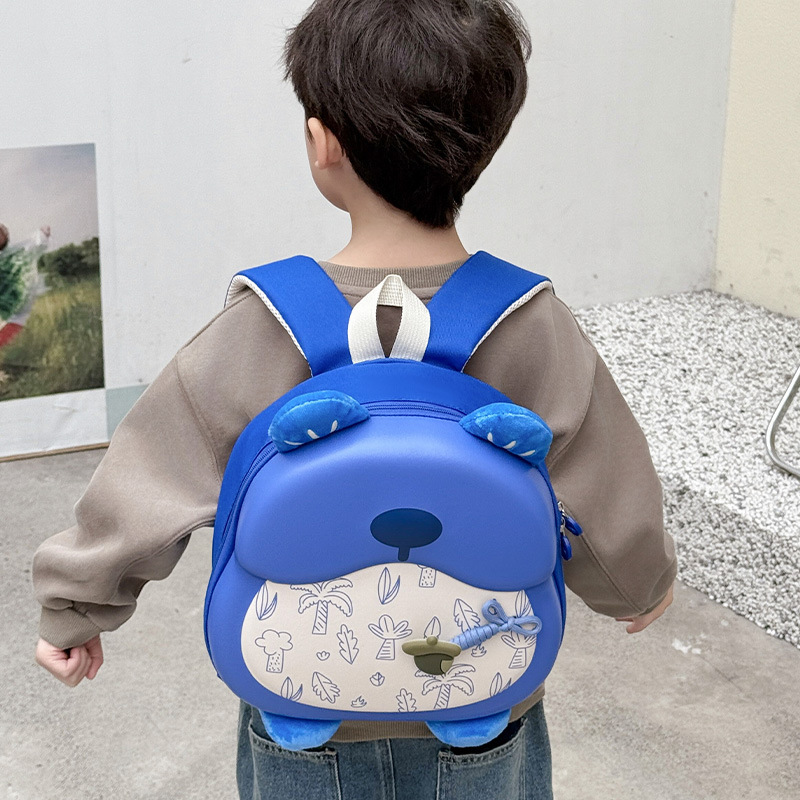 Sound Little Bear Kindergarten Schoolbag Cartoon, cute, large-capacity back-protecting and load-reducing children's backpack manufacturer Application Scenario
