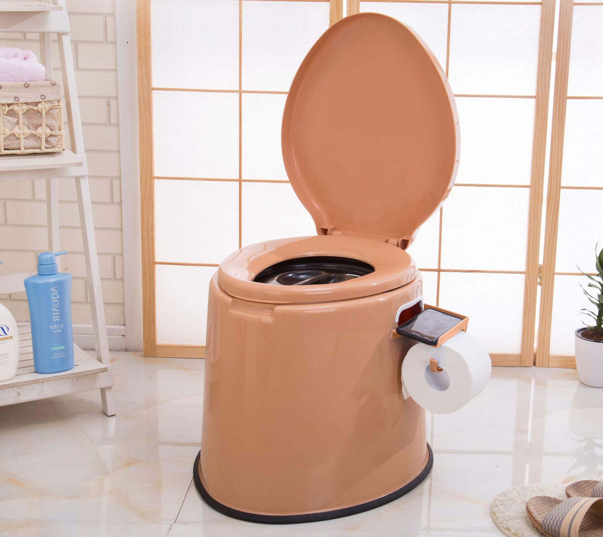 The mobile phone stand is generally 34CM high with anti-slip strips. We supply multi-functional movable anti-slip strip toilets and convenient medical seats full figure