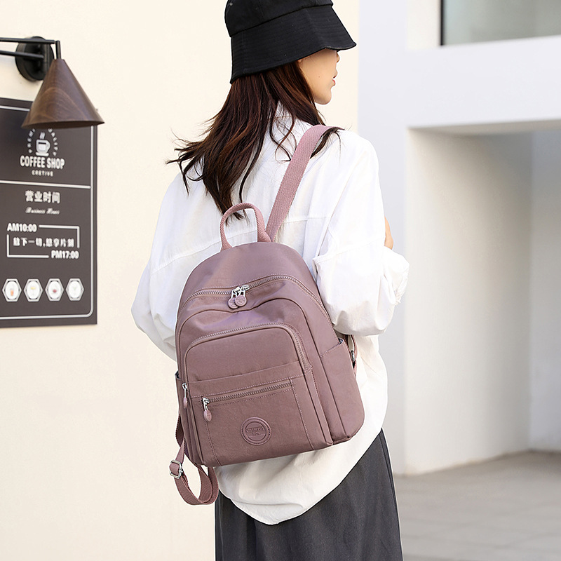 Colorful Fox's new women's backpack, large-capacity multi-layer water-resistant student schoolbag, and simple handbag details Picture