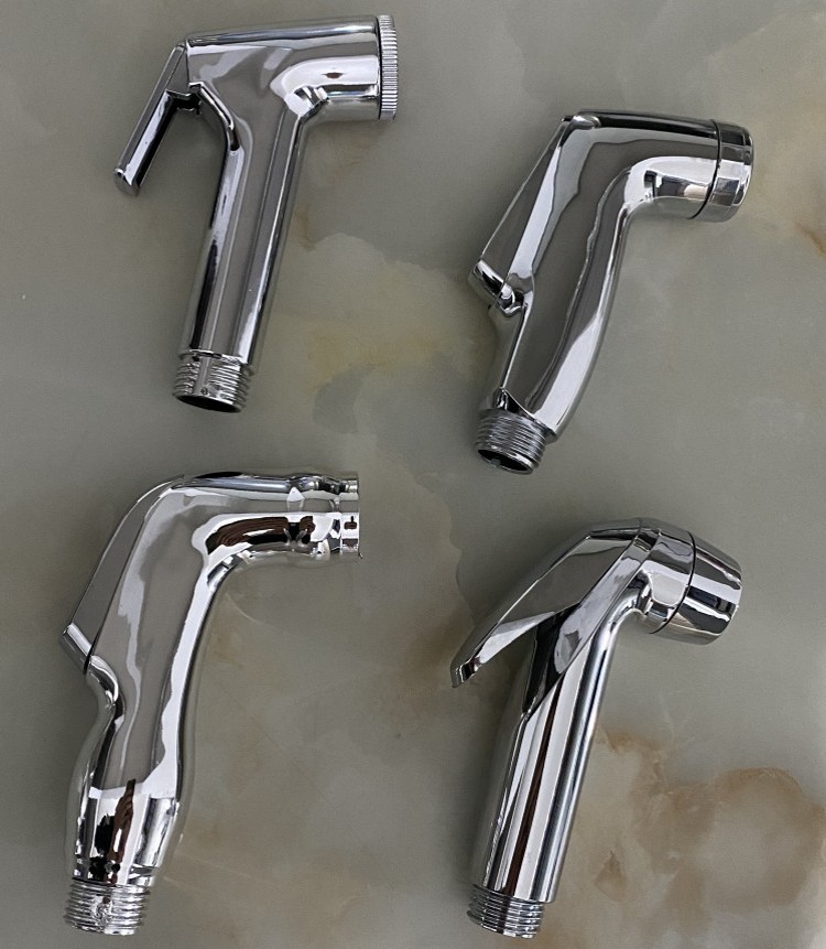 Cross-border wholesale plastic gynecological washers, toilet spray gun sets, bathroom cleaning, buttock flushing devices, toilet booster nozzles Application Scenario