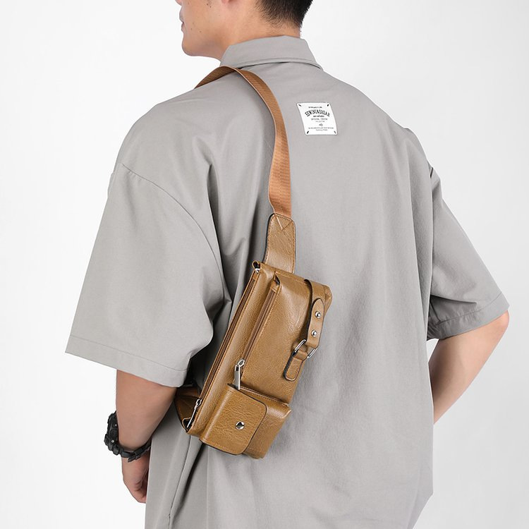 New men's PU leather waist bag, outdoor casual and fashionable black waist bag, men's business travel trendy waist and chest bag details Picture