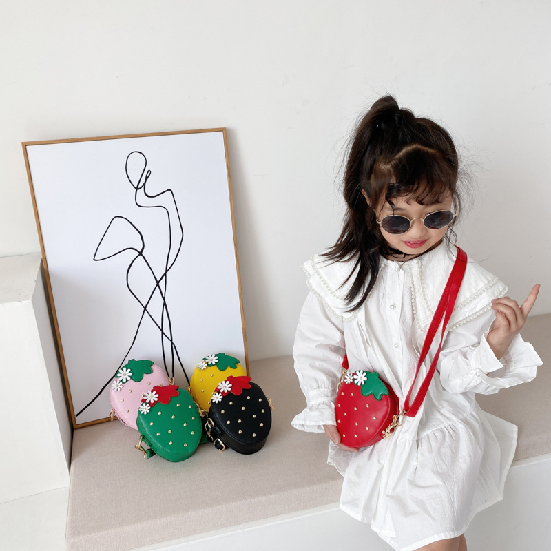 2023 Girls' Spring Festival InS-style sweet orange and strawberry shaped crossbody bag, adjustable fruit bag, cute princess coin purse details Picture