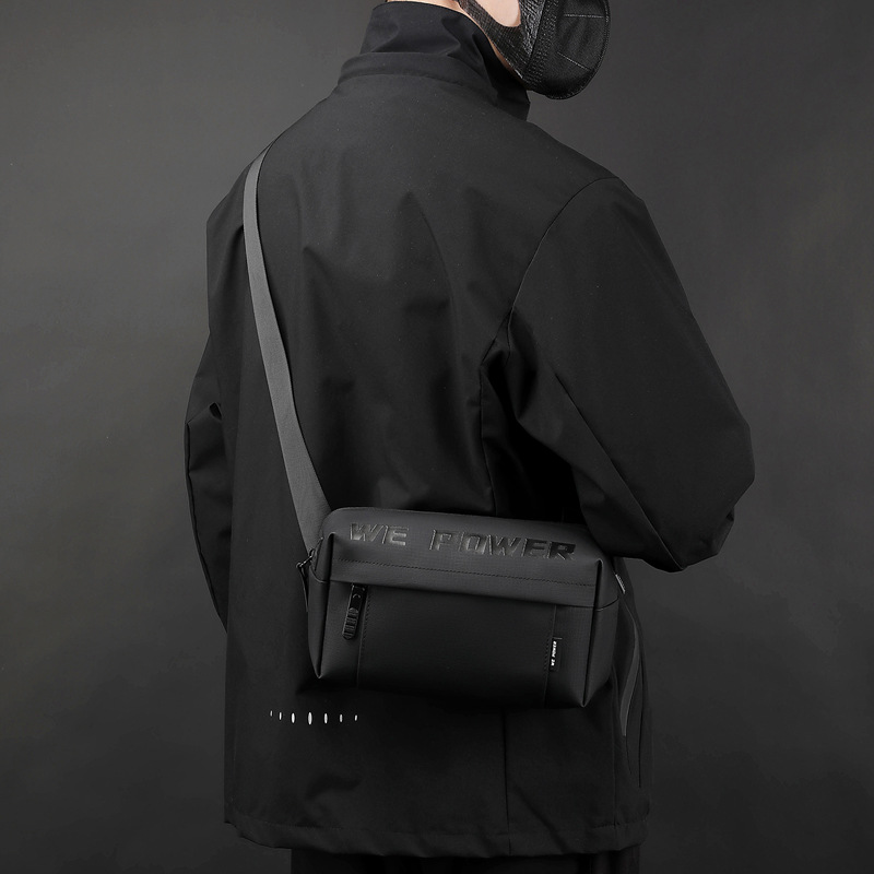 WEPOWER's new men's bags include casual single-shoulder bags, chest bags, stylish crossbody bags, and small crossbody bags details Picture