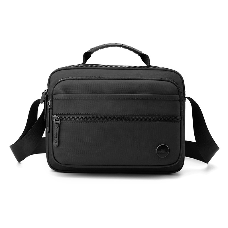 WEPOWER's new trendy crossbody bag for men's sports and commuting, a single-shoulder bag that can be used for cycling and commuting Item Picture