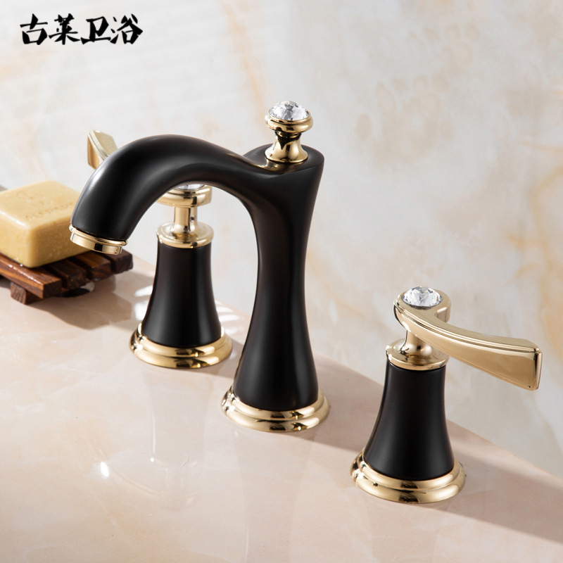 European-style three-hole 8-inch washbasin faucet, all-copper bathroom cabinet, three-piece set of split faucet, titanium gold cold and hot water faucet Application Scenario