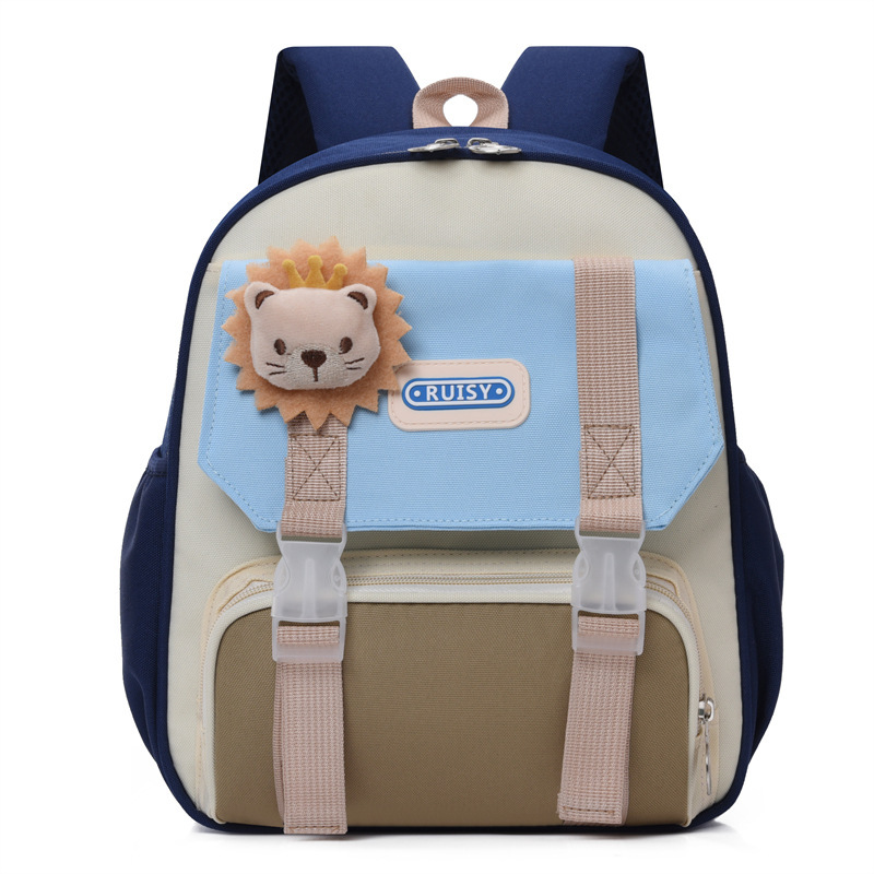 The trend of children's cartoon boy backpacks, kindergarten school bags, girls' middle and senior classes Korean version lightweight, breathable and weight-reducing backpacks Application Scenario