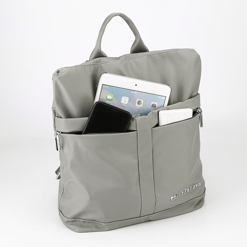Colorful Fox large-capacity backpacks for men and women, outdoor business backpacks, multi-layer portable computer tutorial bags Application Scenario