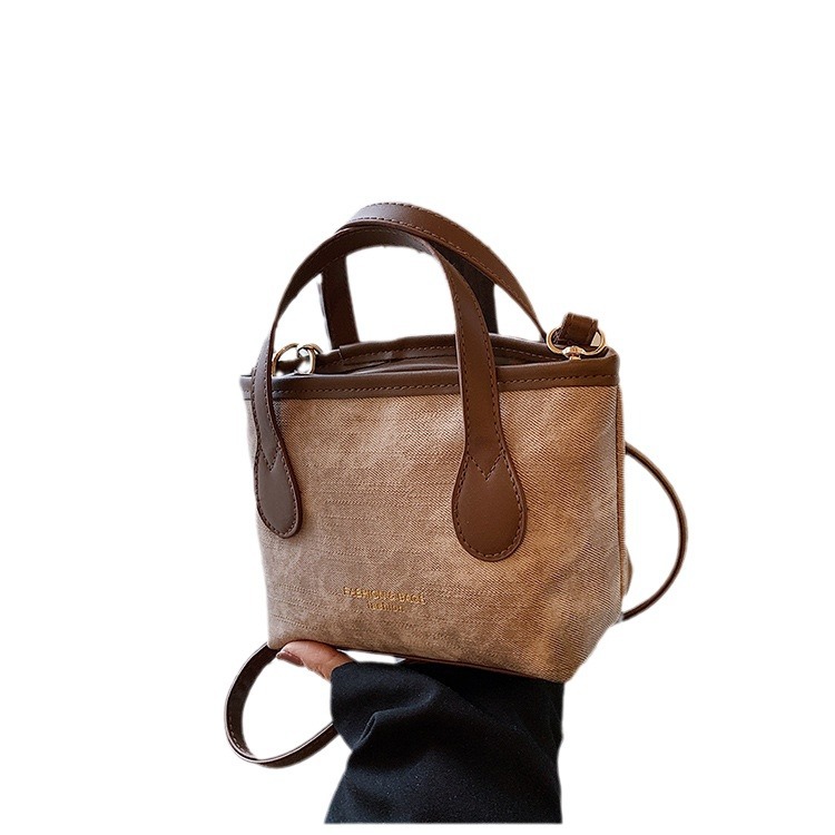 The retro and simple single-shoulder bag for Spring/Summer 2025, the large-capacity hand-held bucket bag, and the versatile casual crossbody bag are selling well Item Picture