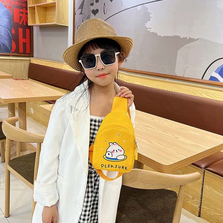 The cute little rabbit baby single-shoulder bag is selling well. The new children's coin purse is fashionable and simple. Wholesale of boys' and girls' chest bags Specification drawing