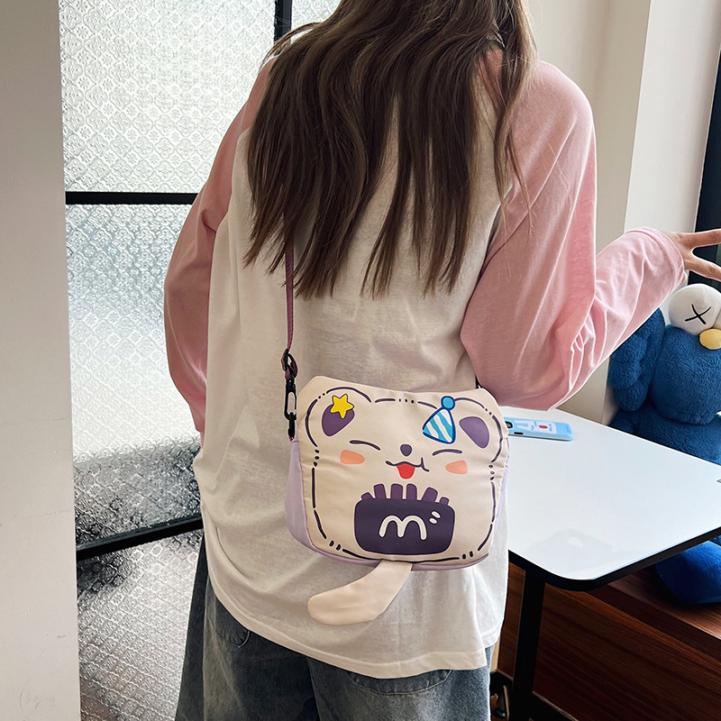 2024 Lightweight and trendy tote bag, cute and individualistic printed student single-shoulder bag, large-capacity crossbody tote bag details Picture