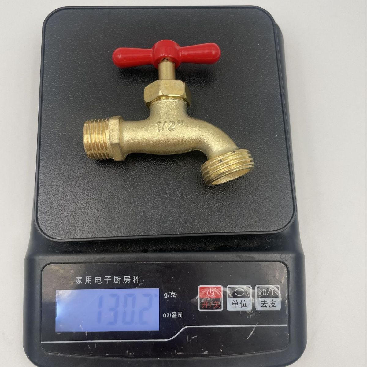 South American zinc alloy copper-plated faucets for export, washing machines for outdoor gardens, zinc alloy copper-plated slow-boiling faucets Application Scenario