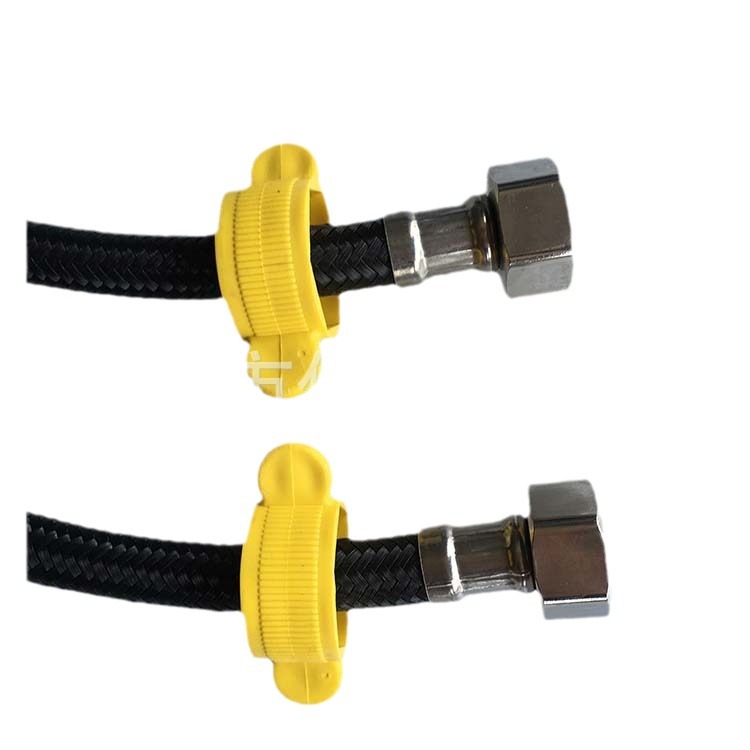 Factory direct sales volume, high price, 4-point all-black nylon hose, kitchen, toilet, washbasin, water inlet pipe Item Picture