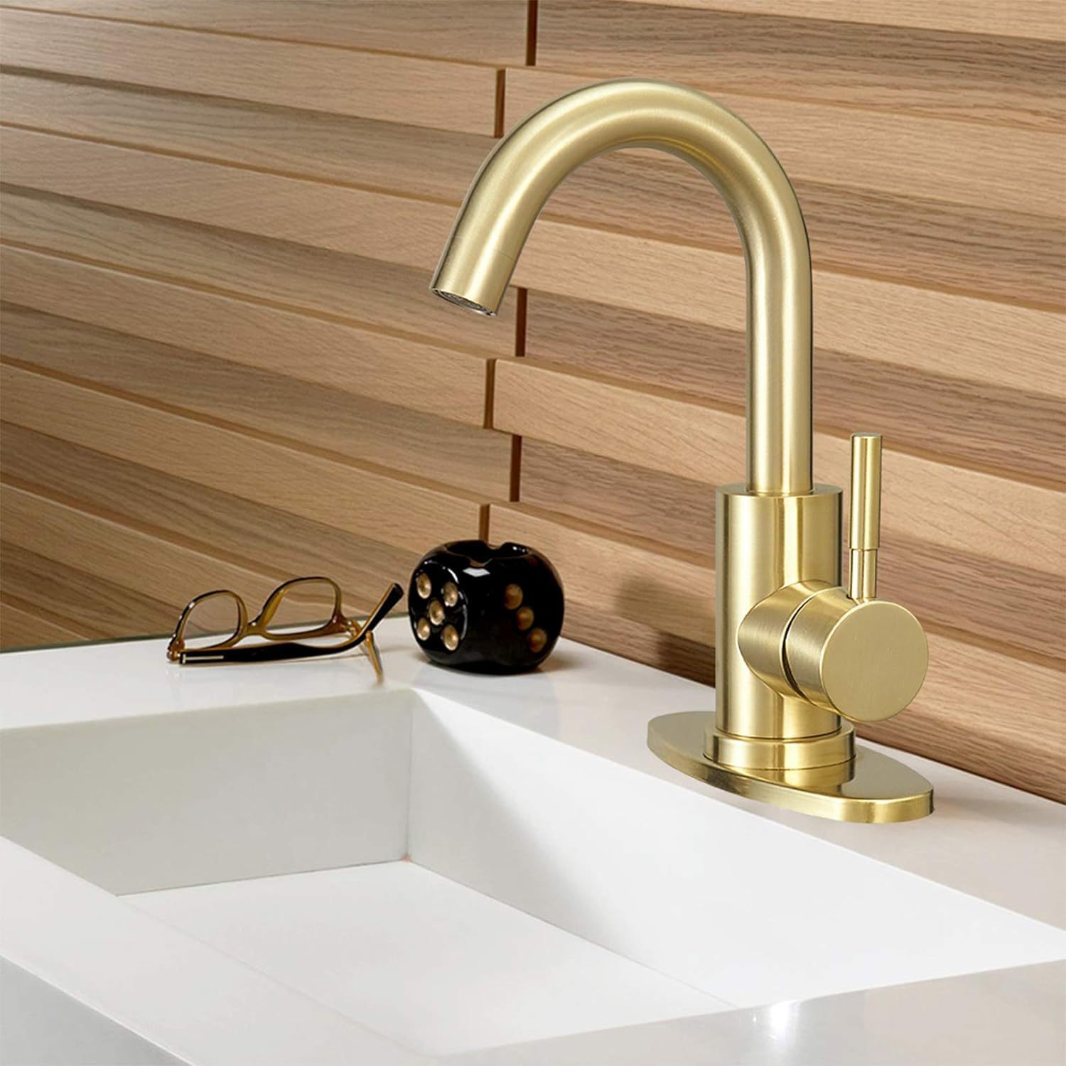 Stainless steel kitchen faucet, hot and cold dish basin, golden sink, vegetable basin, rotating brushed gold bar faucet full figure