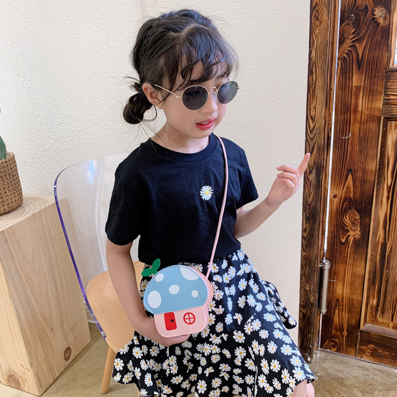 Chao Tong Bag 2020 New Children's Bag, Korean style single-shoulder bag, Cartoon bag, fashionable crossbody bag, Girls' coin purse wholesale Application Scenario