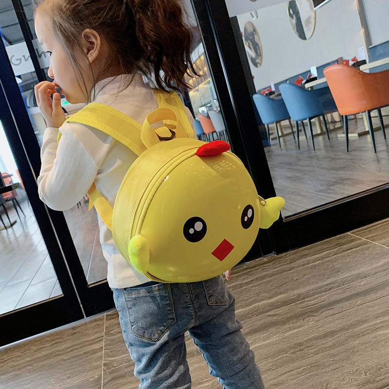 Cute cartoon children's backpacks and backpacks, new stylish eggshell bags for children, kindergarten school bags for boys and girls Application Scenario