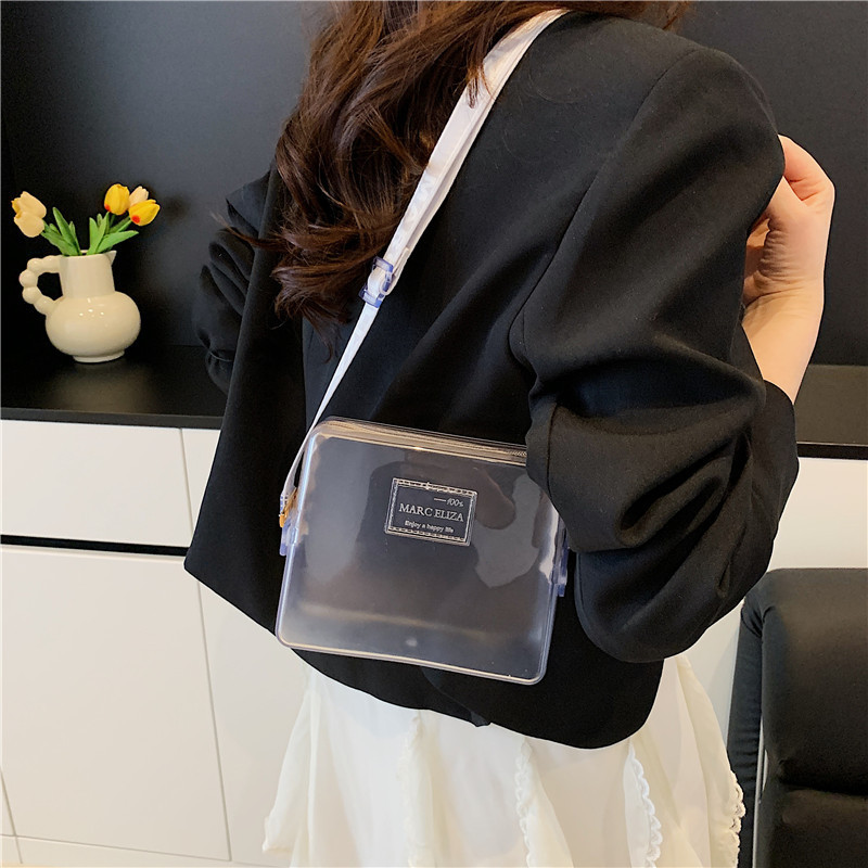 New Spring/Summer 2025 high appearance level bag, color bag, single-shoulder crossbody phone bag, beach wide shoulder strap transparent jelly bag full figure