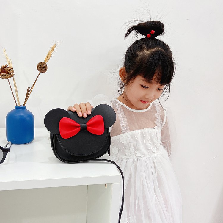 2020 Spring New Korean-style fashionable children's bags, crossbody single-shoulder bags, cute cartoon bags for girls and princesses, mini bags details Picture