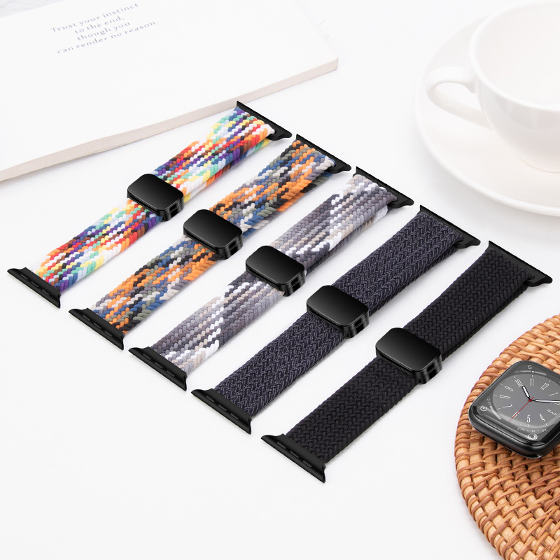 The new model is compatible with the apple iWatch 456789 10th generation magnetic clasp nylon woven watch strap Application Scenario