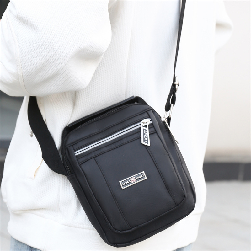 New crossbody bag for men with large capacity, new commuter messenger bag for men, outdoor sports bag for dad, backpack, universal hand details Picture