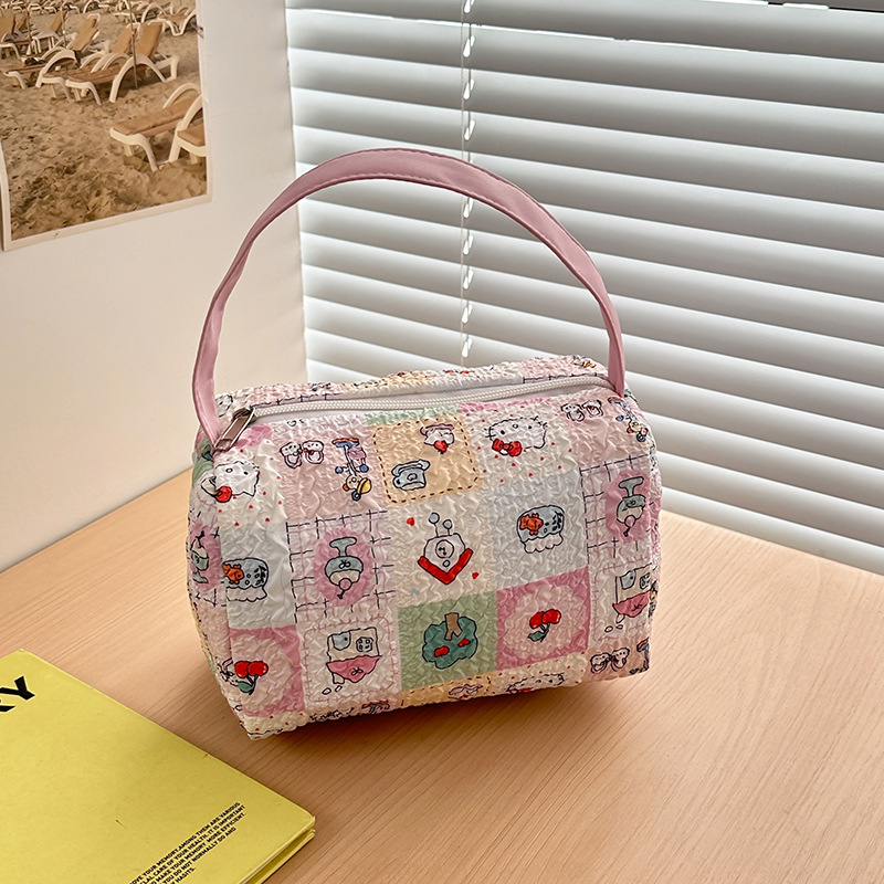 2025 New cartoon cat convenient makeup and toiletry bag, travel storage bag, large-capacity three-dimensional handbag Specification drawing