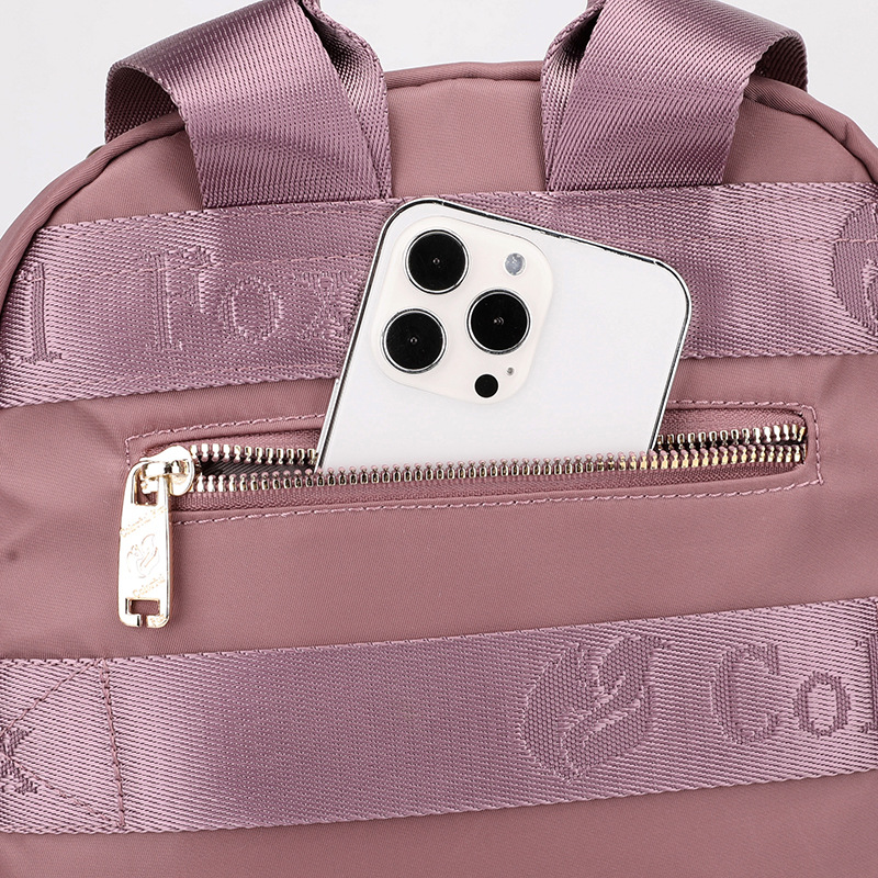 Colorful Fox's new large-capacity women's backpack, a Korean-style fashionable casual backpack with water-resistant nylon bag Application Scenario