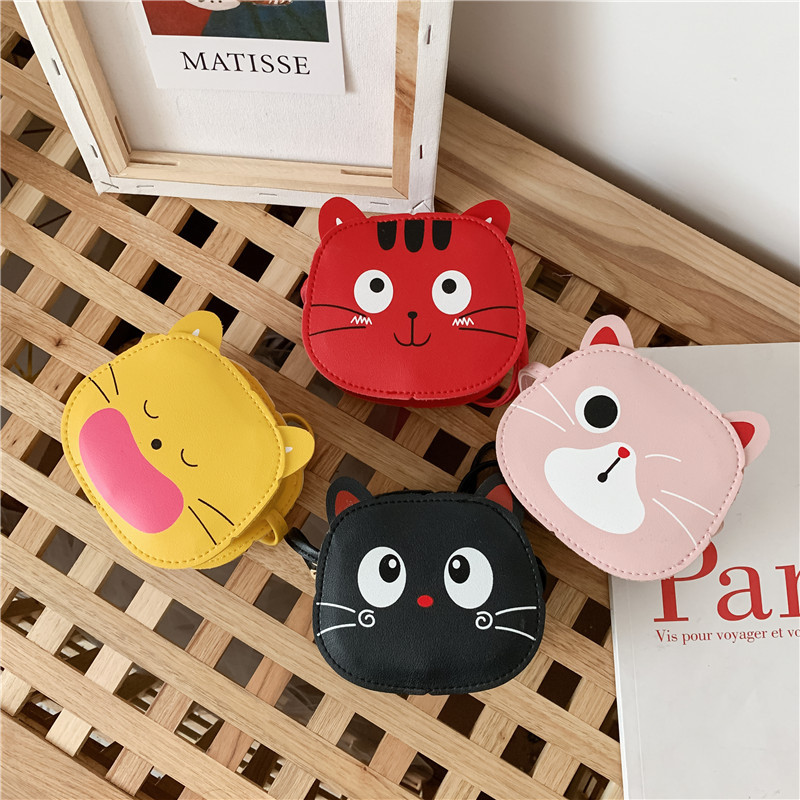 Trendy children's bag 2022 New Style Cute cartoon crossbody bag Fashionable Girls' small bag Stylish accessory small crossbody bag full figure