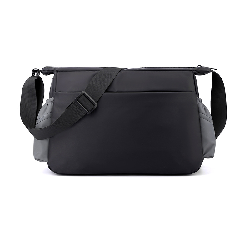 New cross-border men's crossbody bag, outdoor sports single-shoulder bag, large-capacity travel bag, Oxford cloth men's bag, messenger bag Application Scenario