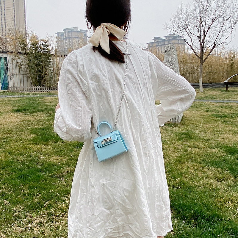 2025 New jelly bag, cute mini bag opening, red envelope, versatile chain children's bag, single-shoulder crossbody small bag details Picture