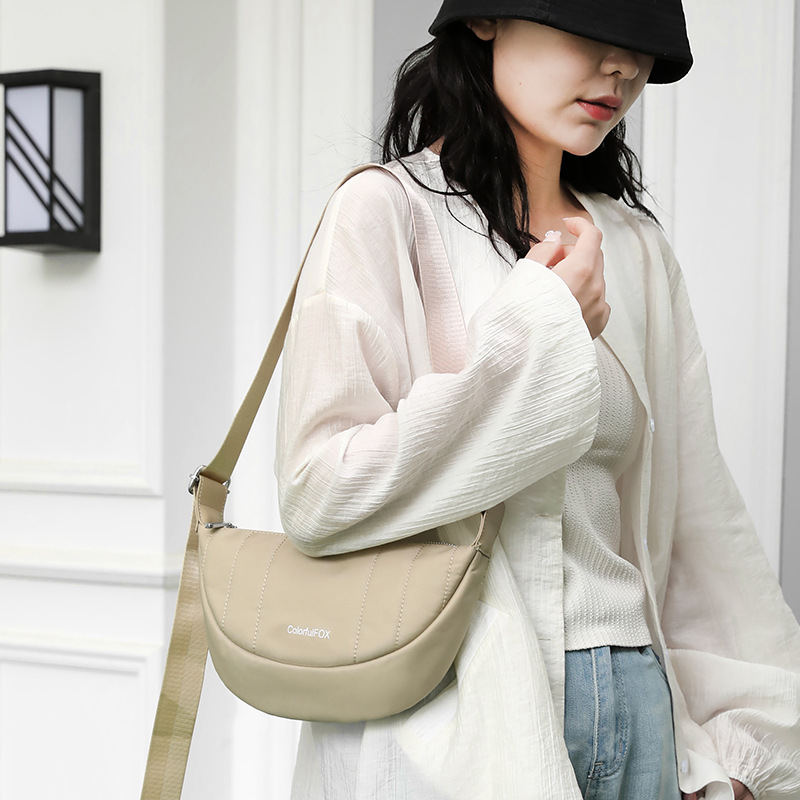 Colorful Fox Korean version designer single-shoulder bag for women, fashionable and trendy single-shoulder bag, versatile and simple women's bag Specification drawing
