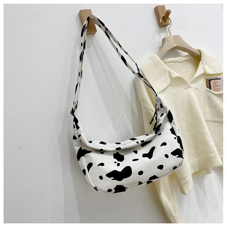 Cute girl single-shoulder bag 2024 New style Korean Instagram cow crossbody bag for women, Japanese Harajuku canvas bag wholesale details Picture