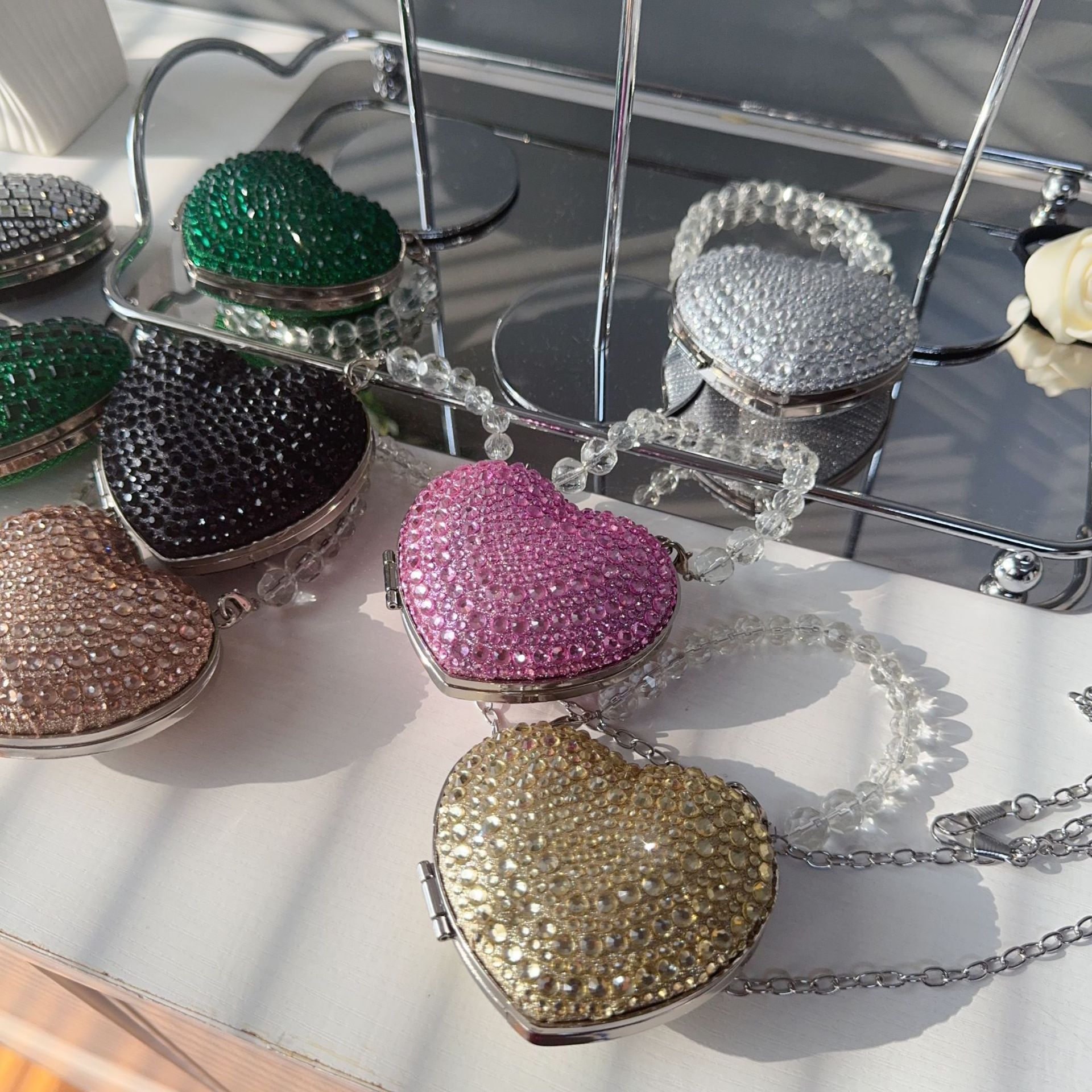 2025 High-end Fashion diamond-encrusted Full Diamond Evening Bag, Small, exquisite and shiny dress bag, Light luxury Dance Party Bag Specification drawing