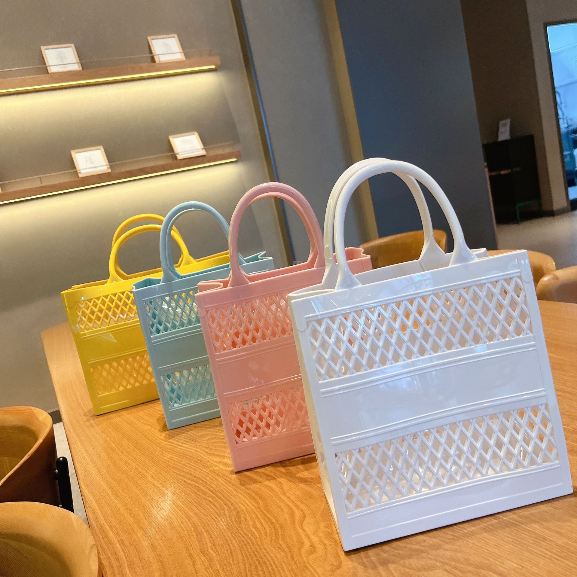 2025 Summer New shopping basket hand-held jelly bag, large capacity basket storage basket, candy-colored hollowed-out beach bag details Picture