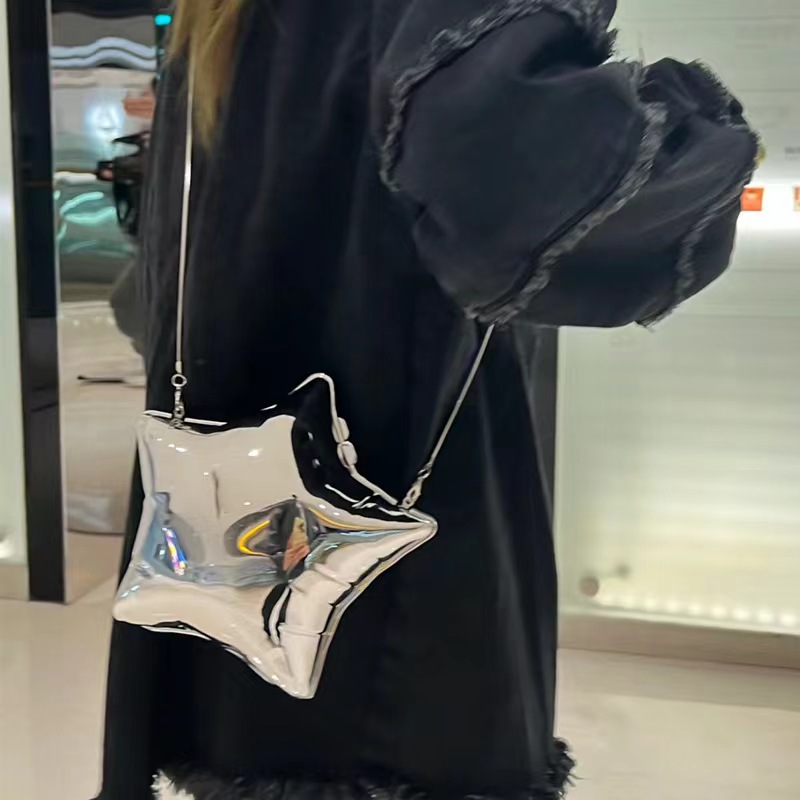 New Spring/Summer 2025 gold and silver star shoulder bag, mini chain bag, casual and fashionable crossbody acrylic bag full figure