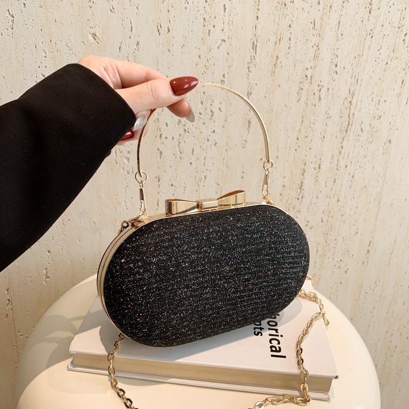 Casual and versatile handbags, cross-border new fashionable and simple chain crossbody bags, niche and popular single-shoulder bags wholesale Application Scenario