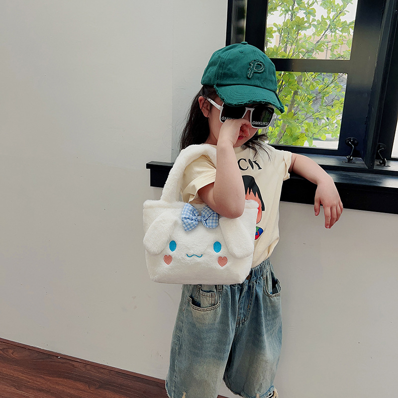 Japanese-style Instagram cute cartoon children's bag 2023 new style, fluffy hand-held large capacity small shoulder bag, bento bag Specification drawing