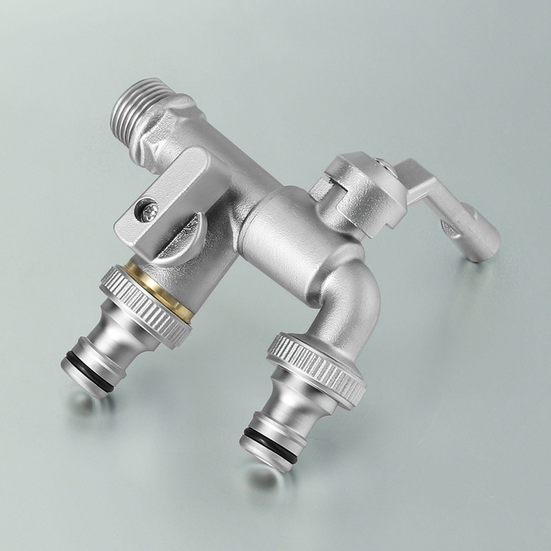 Cross-border exclusive outdoor faucet, pure copper light luxury, one in and two out dual-use tap water anti-freezing American-style faucet wholesale Application Scenario